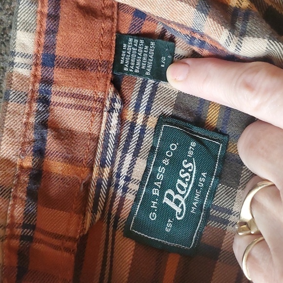 G.H. Bass & Co. Casual Button Down Long Sleeve Heavier Fall Plaid Sz. L Shirt - Picture 9 of 12